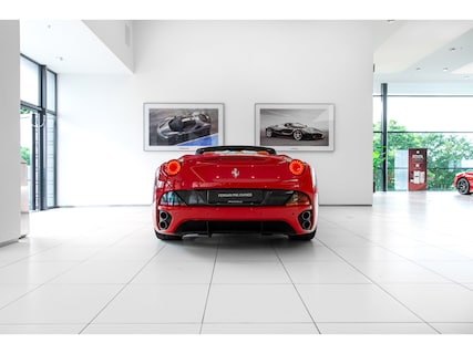 Ferrari-California