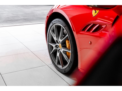 Ferrari-California