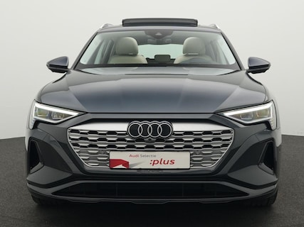 Audi-Q8 e-tron