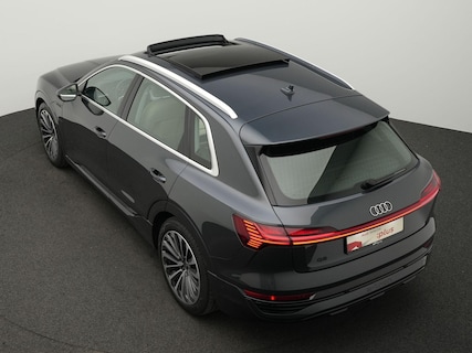 Audi-Q8 e-tron