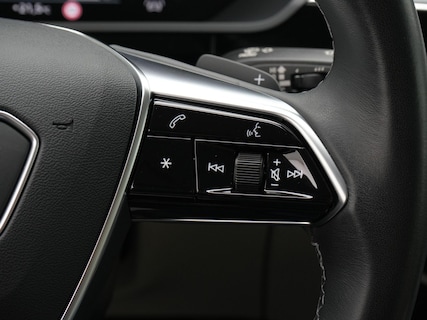 Audi-Q8 e-tron