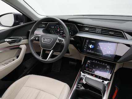 Audi-Q8 e-tron