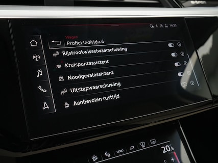 Audi-Q8 e-tron