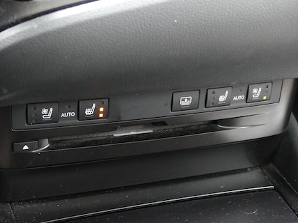 Lexus-ES