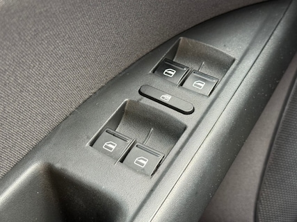 SEAT-Altea