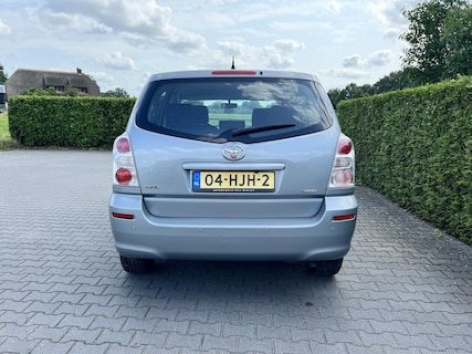 Toyota-Corolla Verso