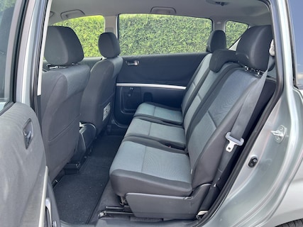 Toyota-Corolla Verso
