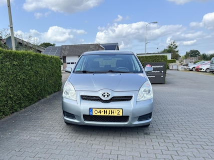 Toyota-Corolla Verso
