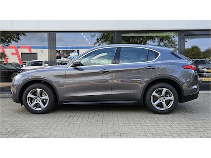 Alfa Romeo-Stelvio