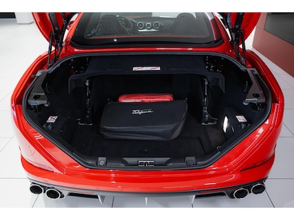 Ferrari-California