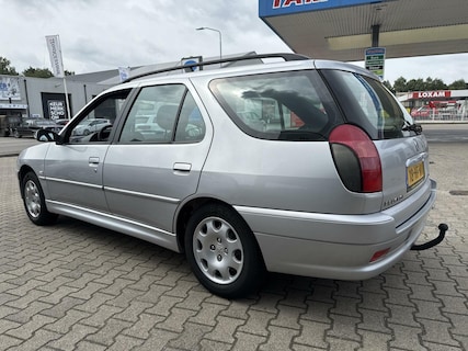 Peugeot-306