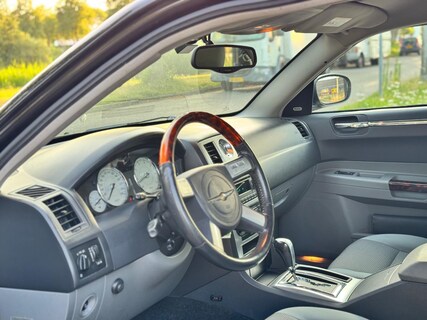Chrysler-300C