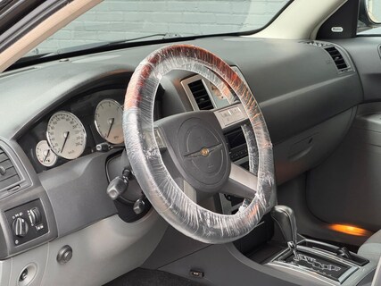 Chrysler-300C