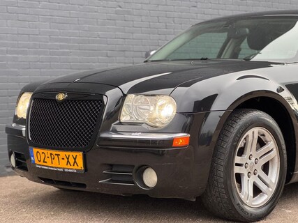 Chrysler-300C