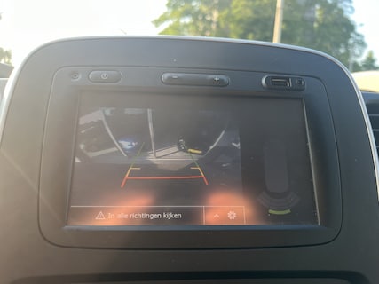 Nissan-NV300