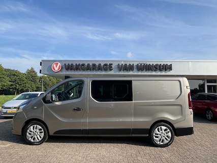 Nissan-NV300
