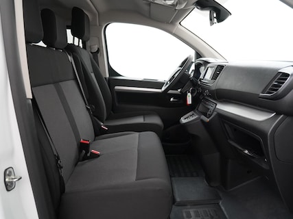 Peugeot-e-Traveller