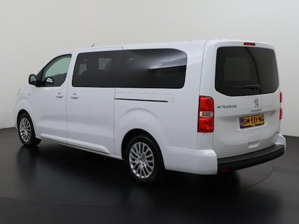 Peugeot-e-Traveller