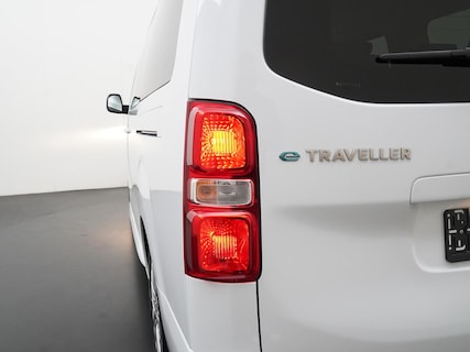 Peugeot-e-Traveller