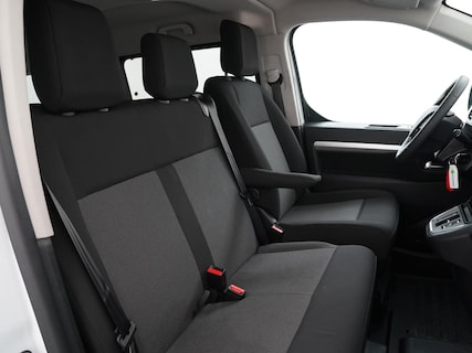 Peugeot-e-Traveller
