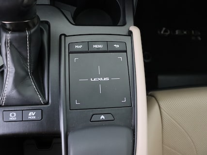 Lexus-ES