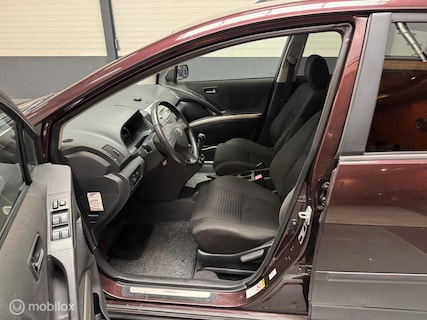Toyota-Corolla Verso