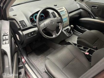 Toyota-Corolla Verso