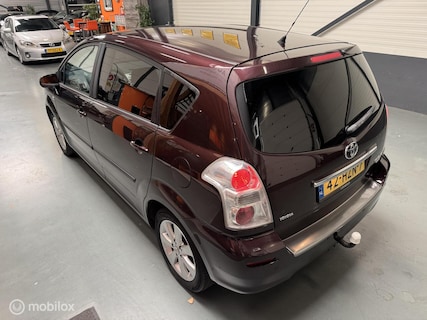Toyota-Corolla Verso