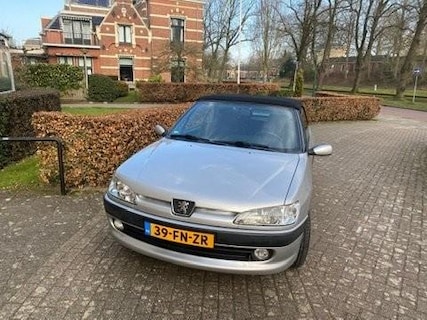 Peugeot-306