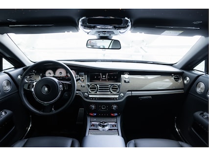 Rolls-Royce-Wraith