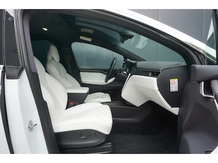 Tesla-Model X
