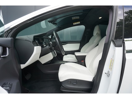 Tesla-Model X