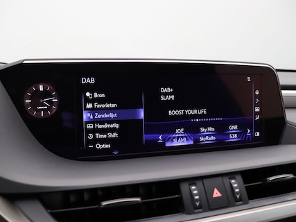 Lexus-ES