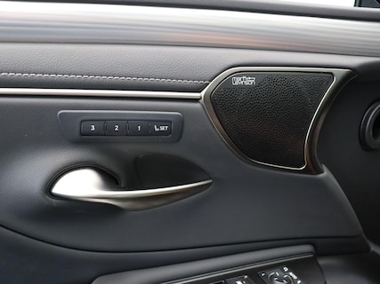 Lexus-ES