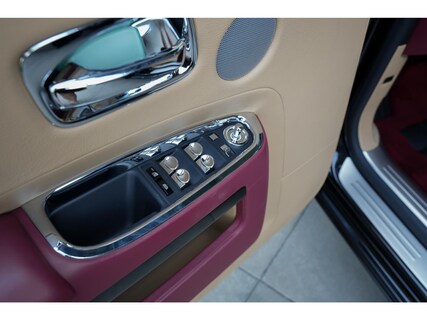 Rolls-Royce-Ghost
