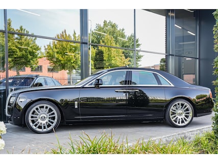 Rolls-Royce-Ghost