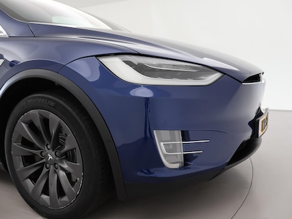 Tesla-Model X