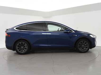 Tesla-Model X