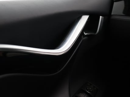 Tesla-Model X