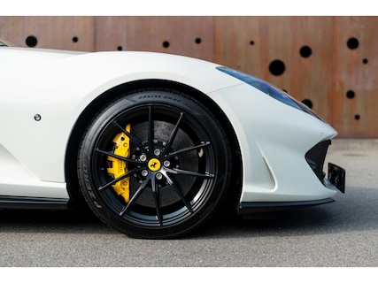 Ferrari-812 Superfast
