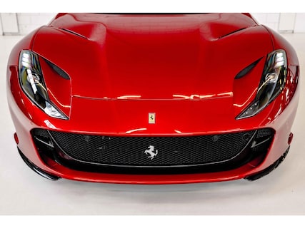 Ferrari-812 Superfast