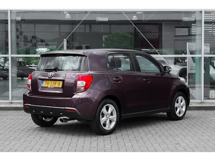 Toyota-Urban Cruiser