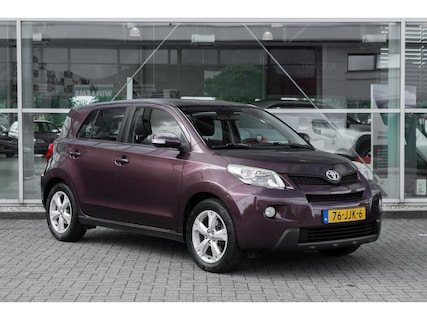 Toyota-Urban Cruiser