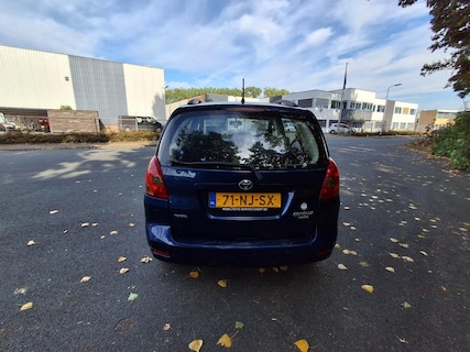 Toyota-Corolla Verso