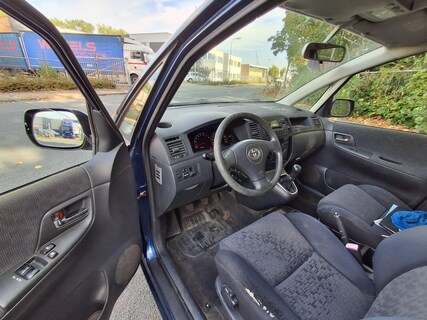 Toyota-Corolla Verso