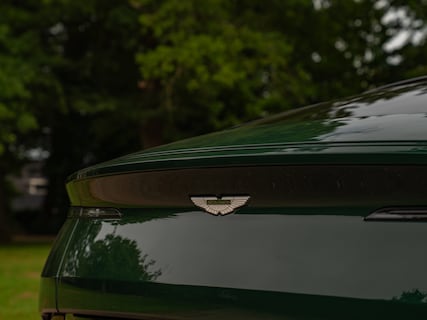 Aston Martin-DB11