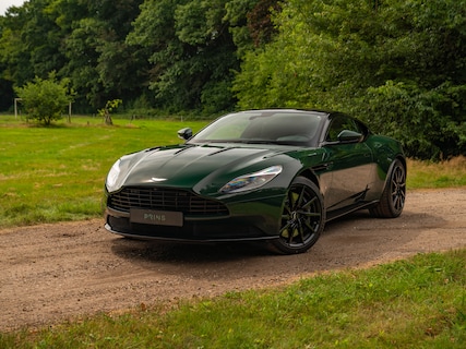 Aston Martin-DB11