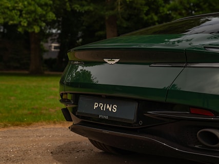 Aston Martin-DB11