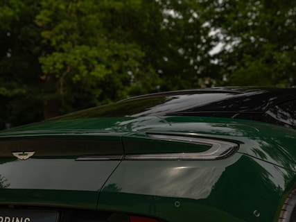 Aston Martin-DB11