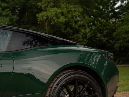 Aston Martin-DB11